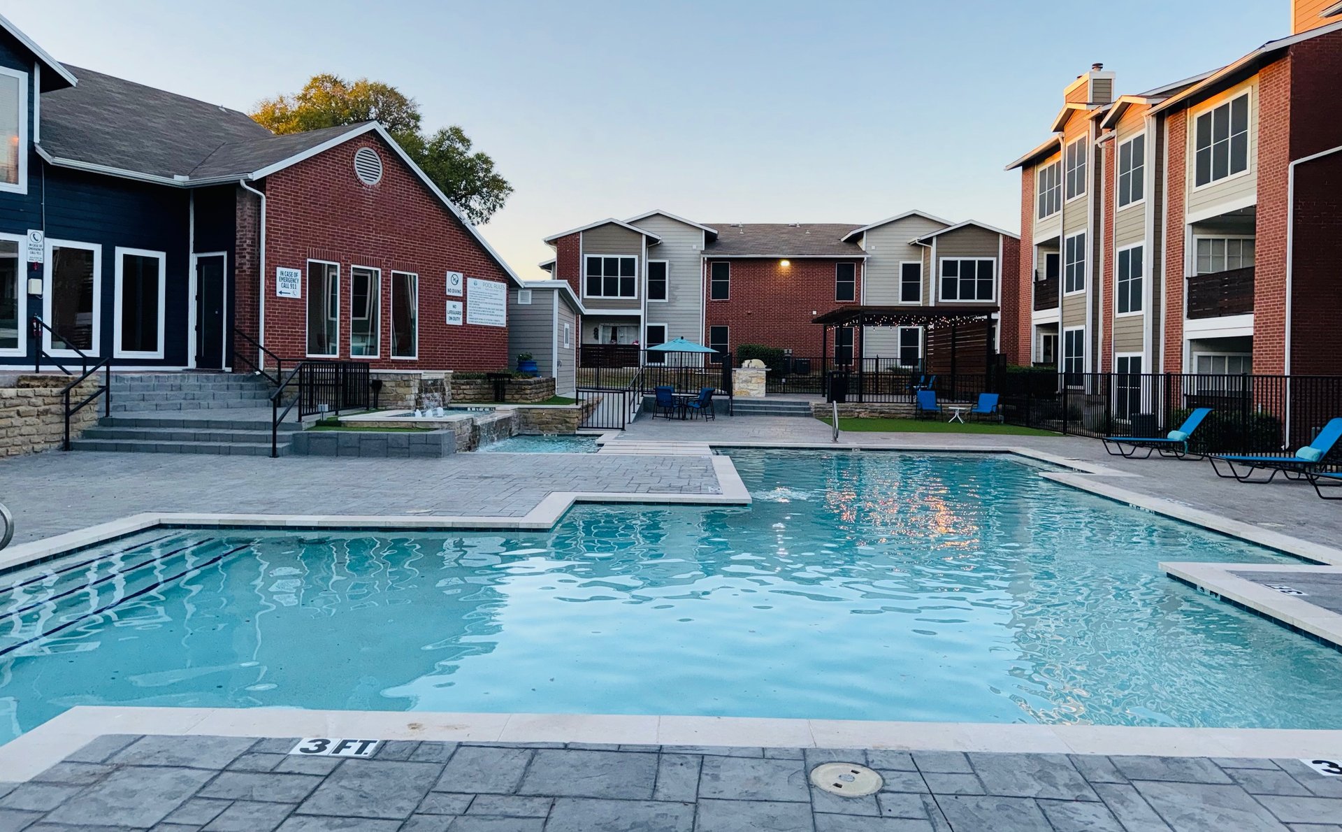 View of Irving Park Apartments - Apartment Living in Irving, TX