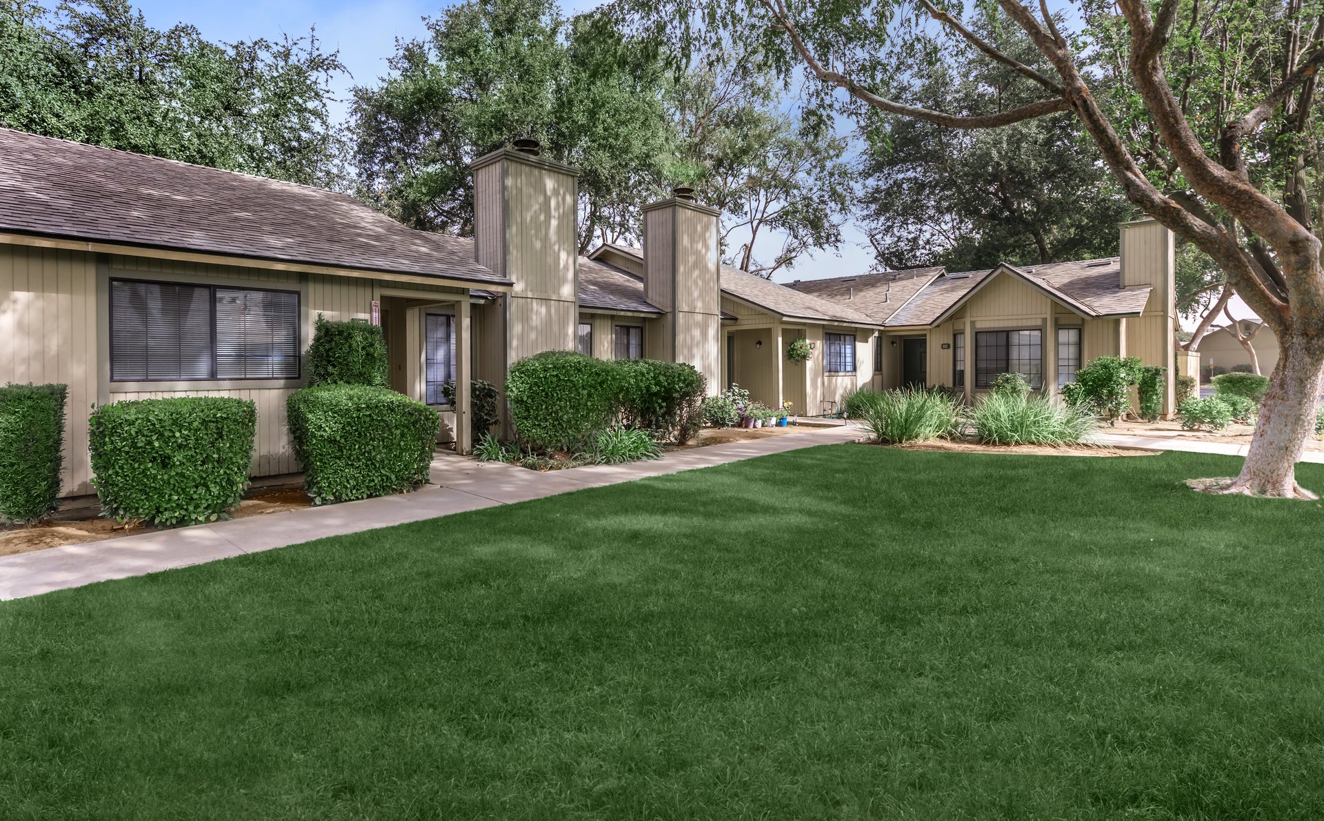 Myerwood Apartment Living in Chowchilla, CA