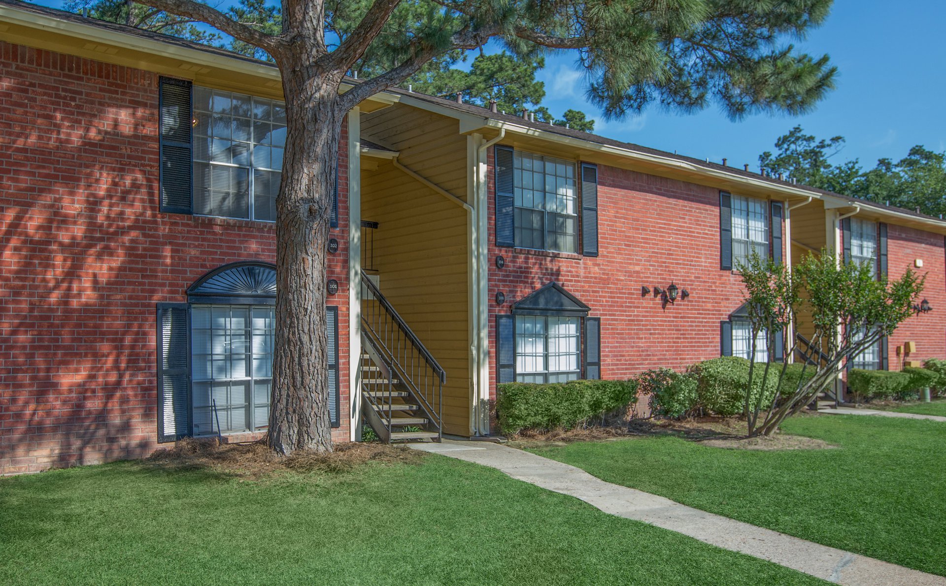Riverwalk Apartment Living in Conroe, TX