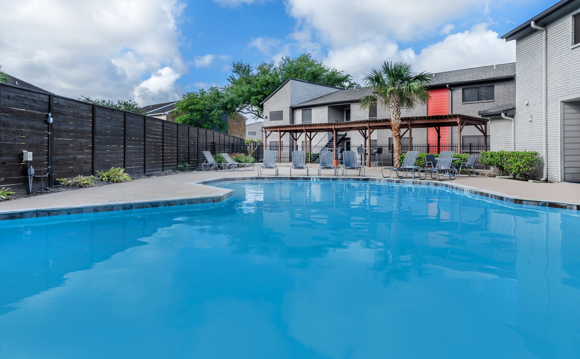 Newport at Clear Lake Apartment Living in Houston, TX