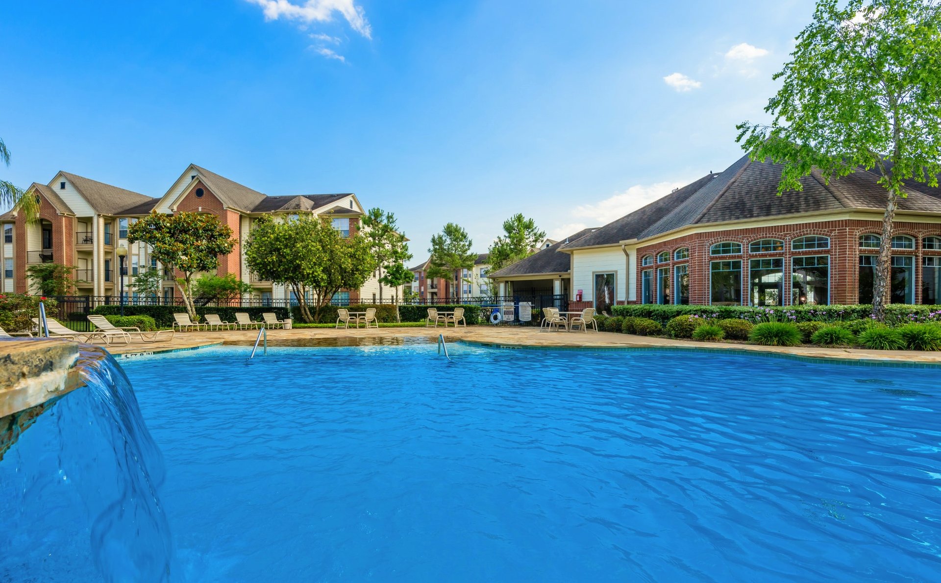 Windsor Estates Apartment Living in Texas City, TX