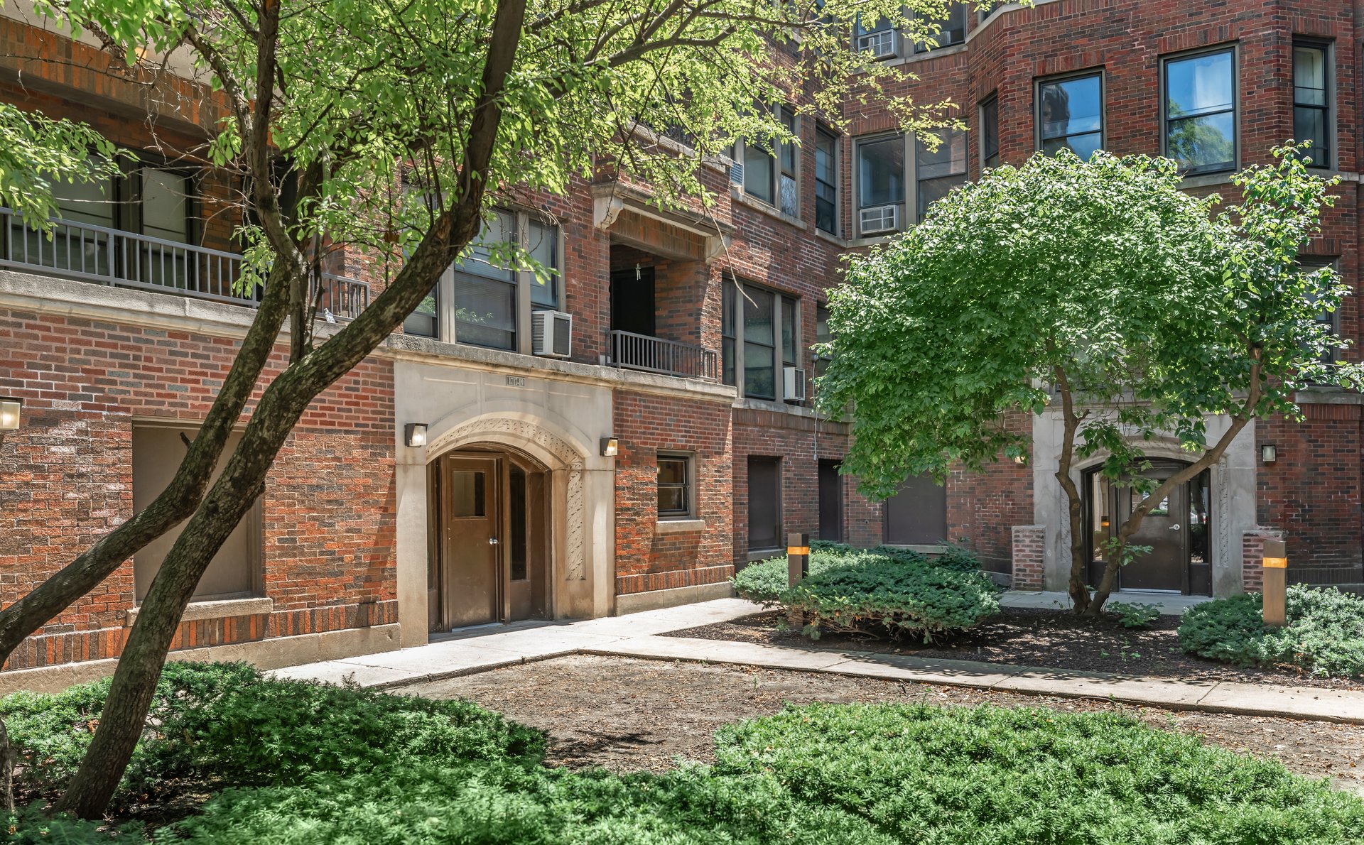The Parkways Apartments for Rent in Chicago, IL