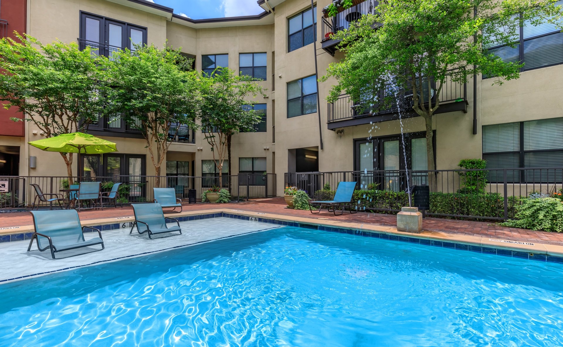 Vue Fitzhugh Apartment Living in Dallas, TX