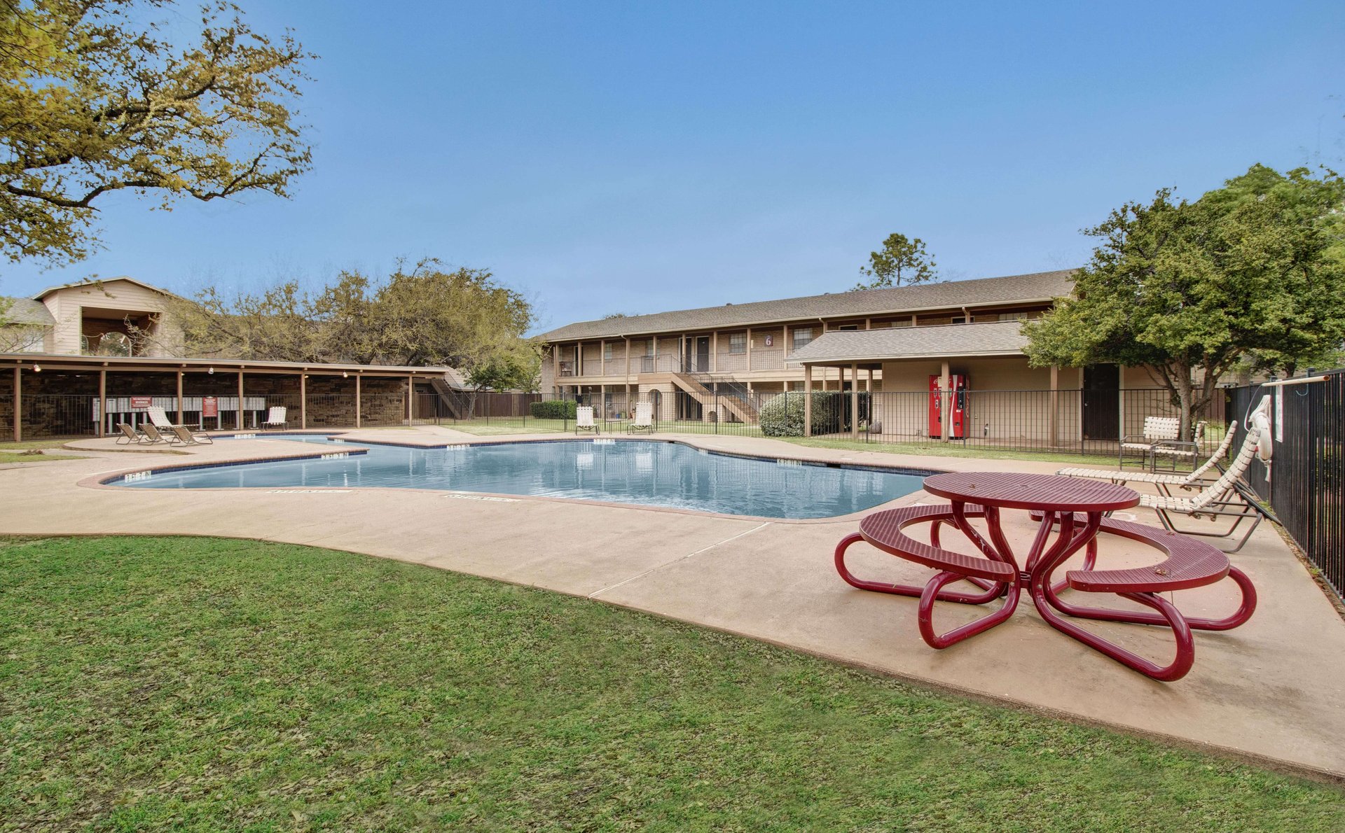 Bel Air on 25th Apartment Living in Abilene, TX