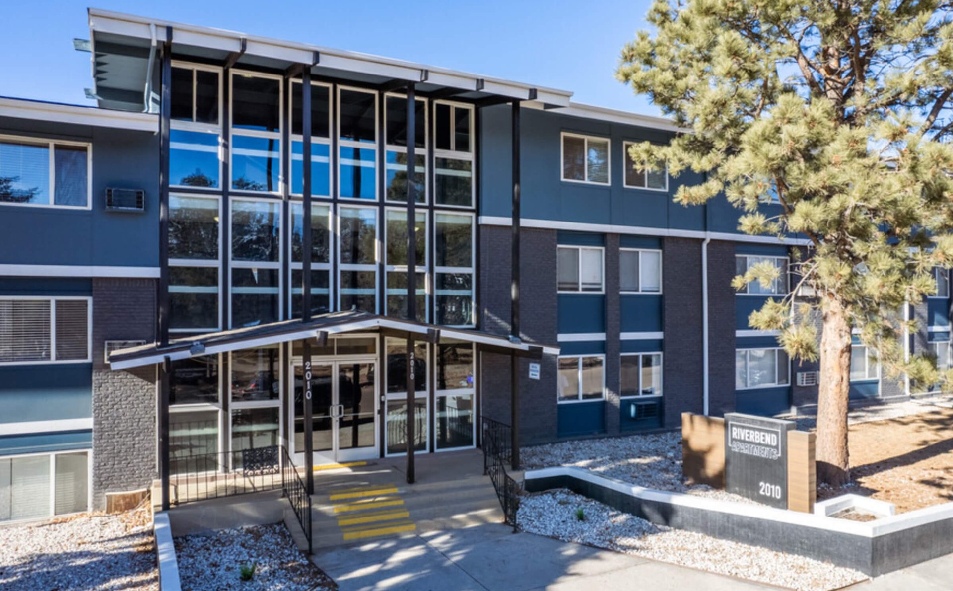Riverbend Apartments for Rent in Colorado Springs, CO