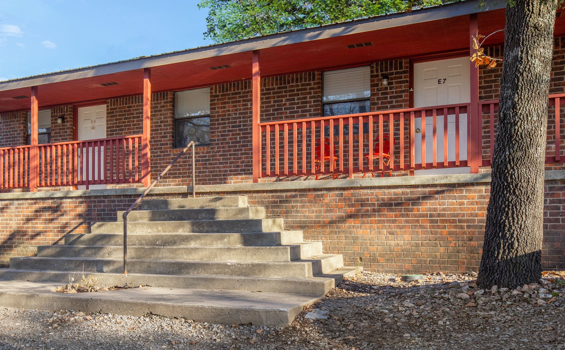 Twin Oaks Apartment Living in Tahlequah, OK