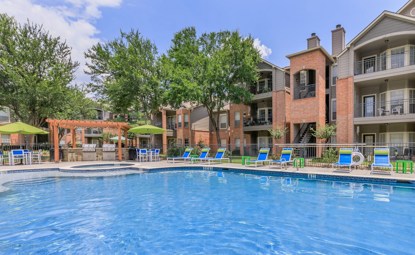 Fountains of Tomball Apartment Living in Tomball, TX