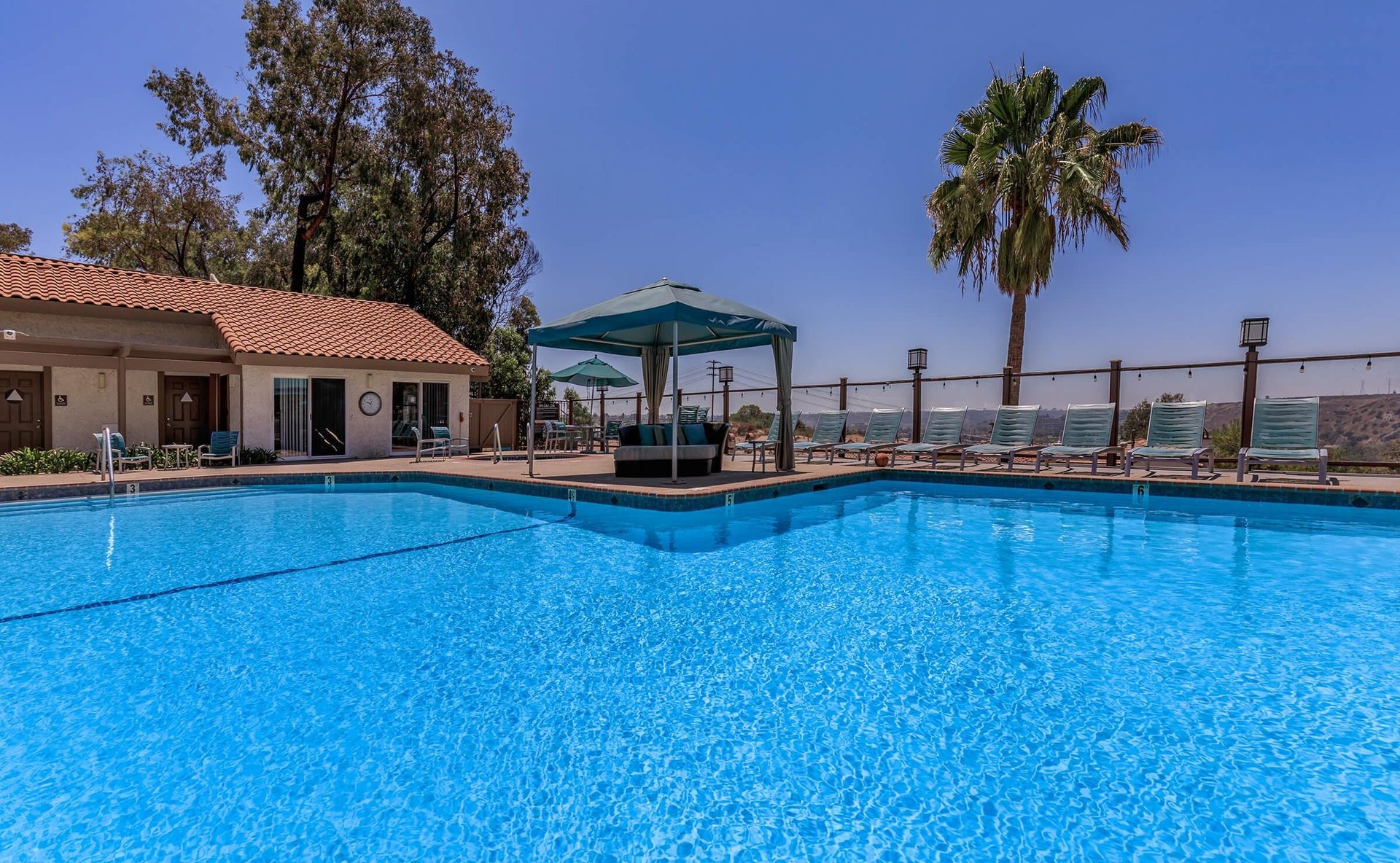 El Dorado Hills Apartments in San Diego, CA